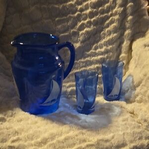 1930s Hazel Atlas, cobalt, blue pitcher W two tumblers